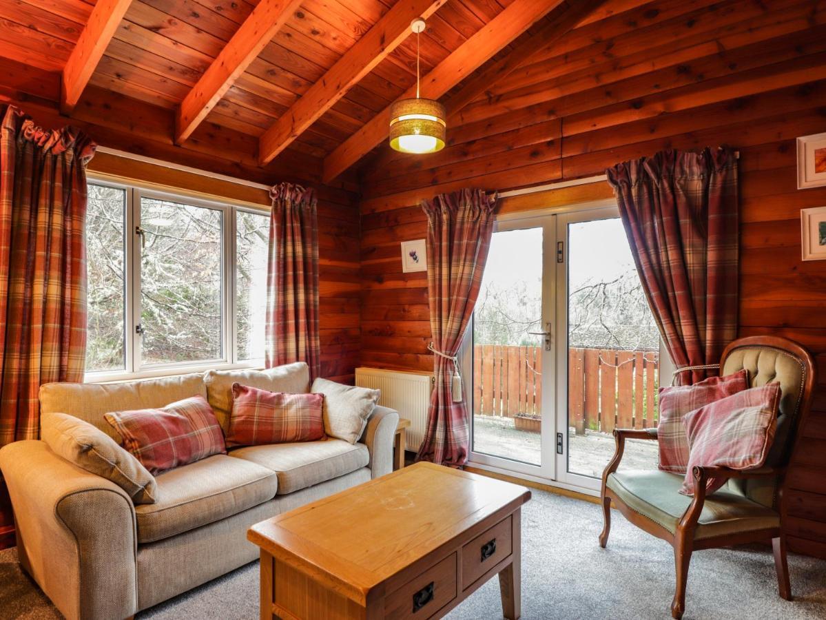 Spruce Lodge Strathpeffer Exteriör bild